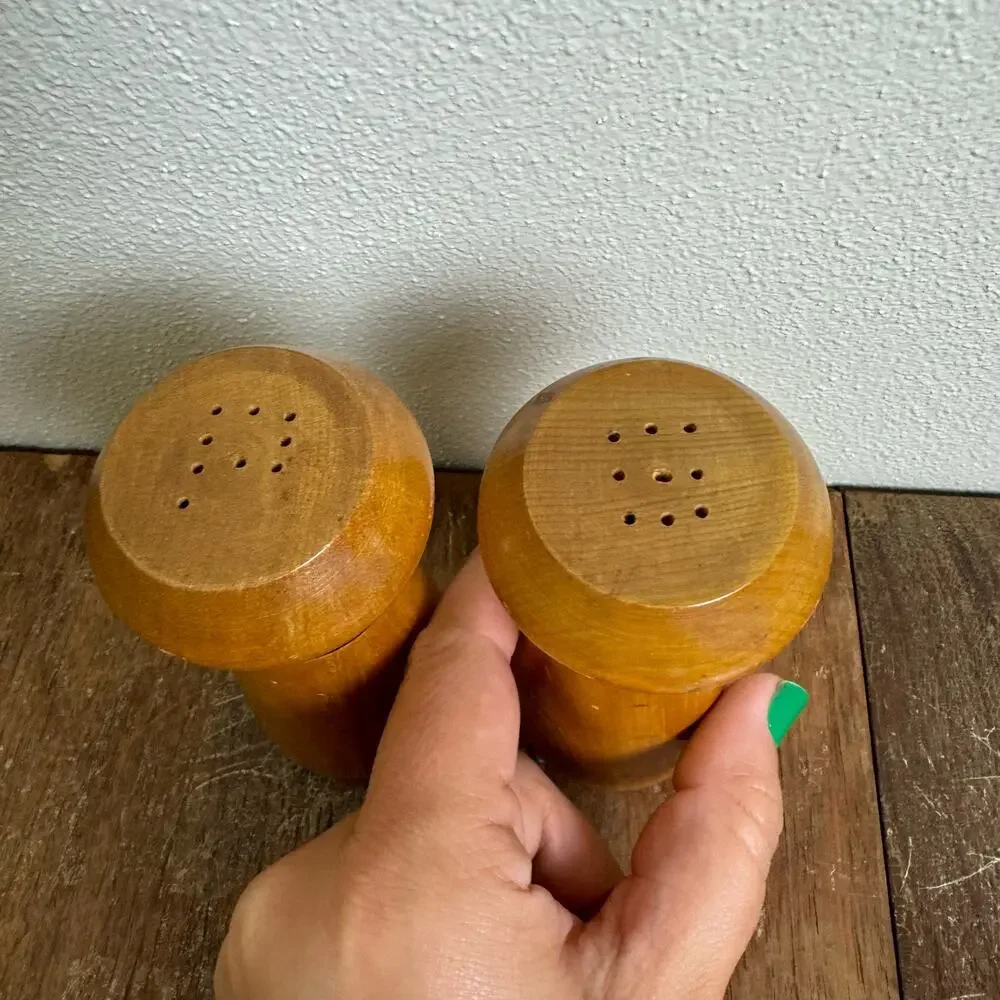 MCM Wood Salt Pepper Shakers Woodpecker Woodware Japan Atomic Mid Century Modern